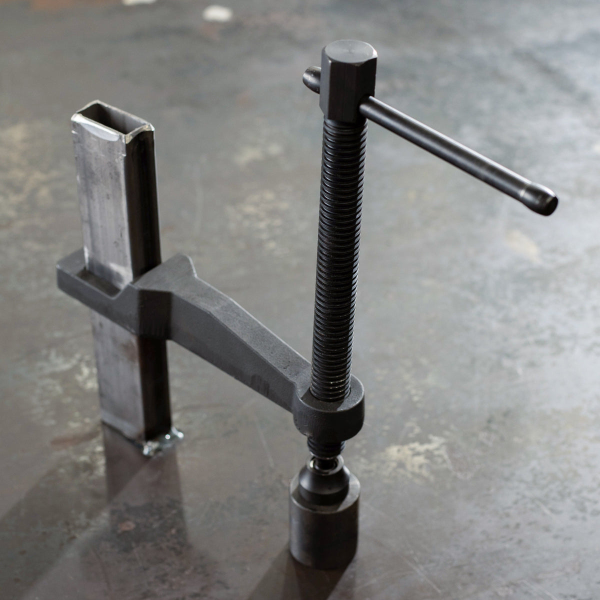 Fireball Tool Maximus Bar and Dog Clamp (2 Sets of Clamps)